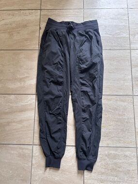 lululemon athletica Men's Charcoal Black Jogger Pants